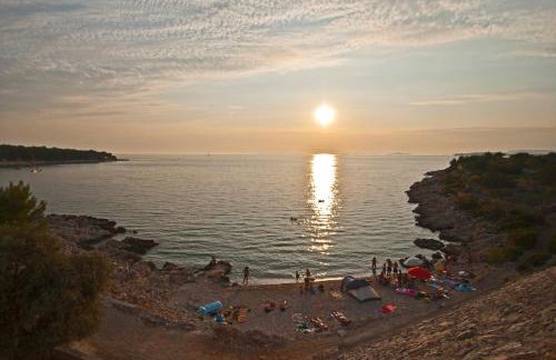 Buntin Apartments - Photo 12