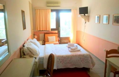 Rent Rooms Alexiou - Photo 18