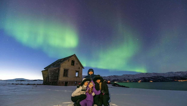 Tour dell'aurora boreale a Tromsø - Foto 4, Ammirando l'aurora boreale in famiglia