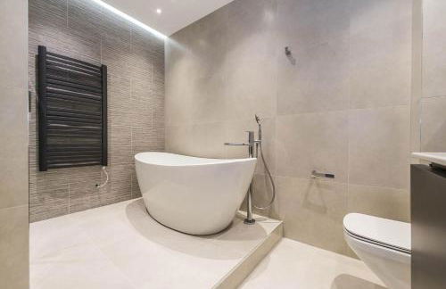 Chancery Quarters - 124 Chancery Lane - Photo 53