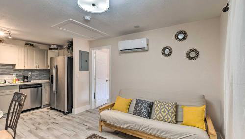 Inviting Apartment Less Than 2 Mi to Riviera Beach! - Foto 4