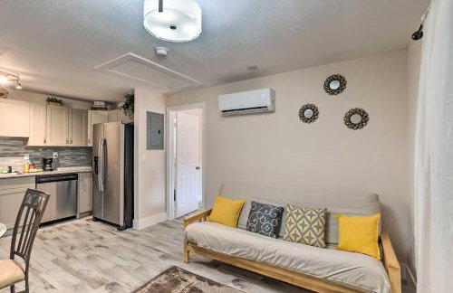 Inviting Apartment Less Than 2 Mi to Riviera Beach! - Foto 4