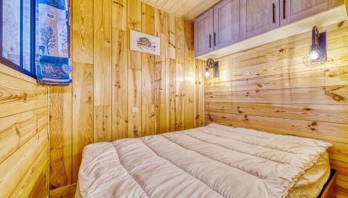 Apollo - Photo 4, Other