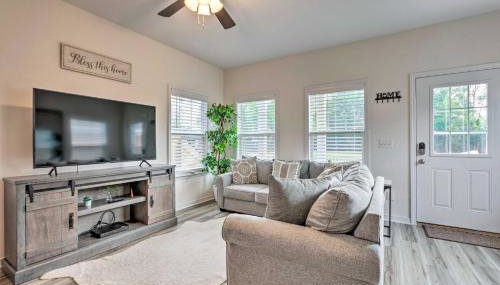 Idyllic Pensacola Home with Yard and Fire Pit! - Foto 5