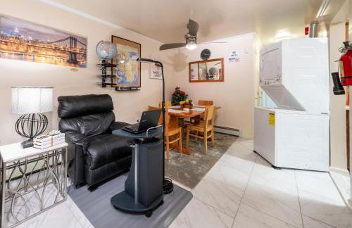 Booking.Com Exxlusive: Fully Furnished One Bedroom Entire Apartment With Full Size Bed. For One Person Or Couple, Soulmate Positive Friendship - Foto 10