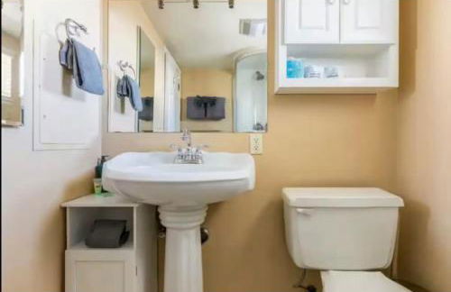 Cozy Condo in Mammoth with 2 parking spots! Ski,Snowboard, Ice skate! - Foto 15