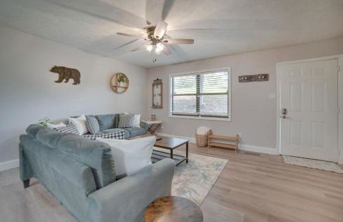 Kodak Getaway with Covered Decks and Game Room! - Foto 4