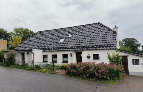 Andresen - Ferienwohnung mit Gartenlaube - Foto 1