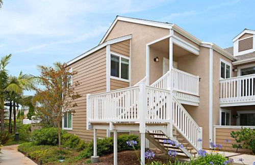 Chic Upstairs Condo Steps from Strands Beach - Foto 22