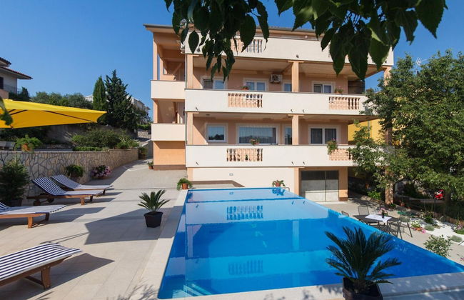 Scenic Elegant Apartments Krk With Balcony and Pool - Photo 58