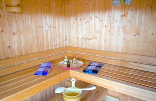 5 Sterne Ferienhaus Tommy mit Kamin, Seeblick und großer Terrasse - Foto 18