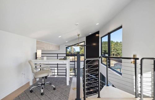 Modern Mountain House with Spa and Scenic Views - Foto 13