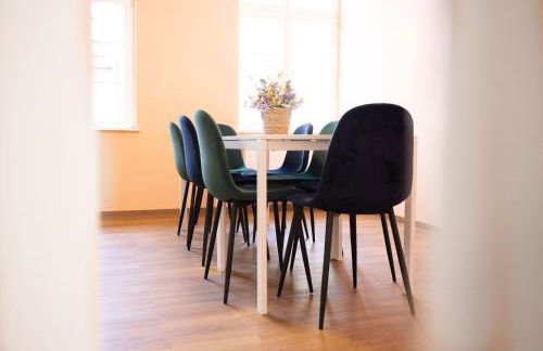 House of Blooms - Photo 61