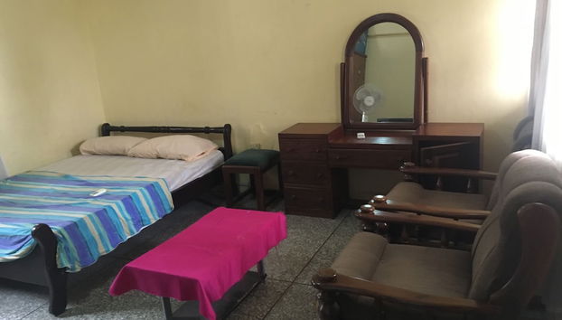 Conquer Yardie - Foto 3, Habitación