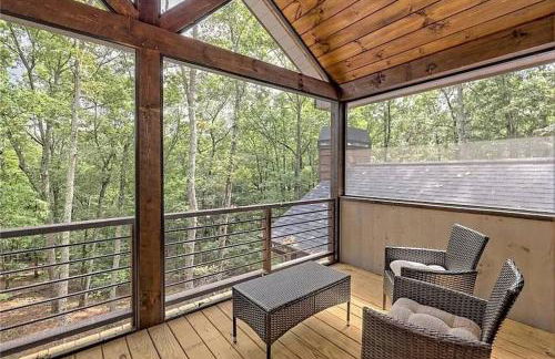 WolfCabin Lux Family Home, Fire Pit, Hot Tub, ADA ramp, ez paved rds - Foto 18