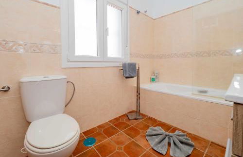 Villa Blanca Málaga - Private Villa - Heated Pool - Photo 27