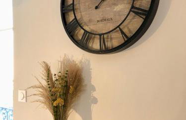 AU COEUR DE VANNES - VUE SUR LES REMPARTS - 2 CH - Foto 12