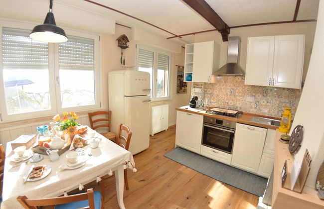 Holiday Home in Massarosa With Pool & Hill Views - Foto 6