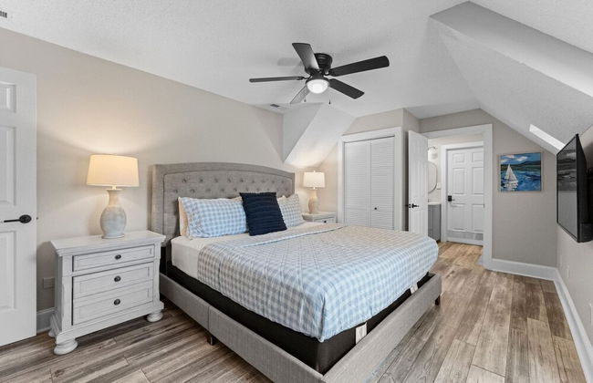 Winding Down by Avantstay Sleeps 20 Dock View - Foto 34