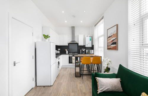 Stylish Apartment in Queens Park - Photo 16