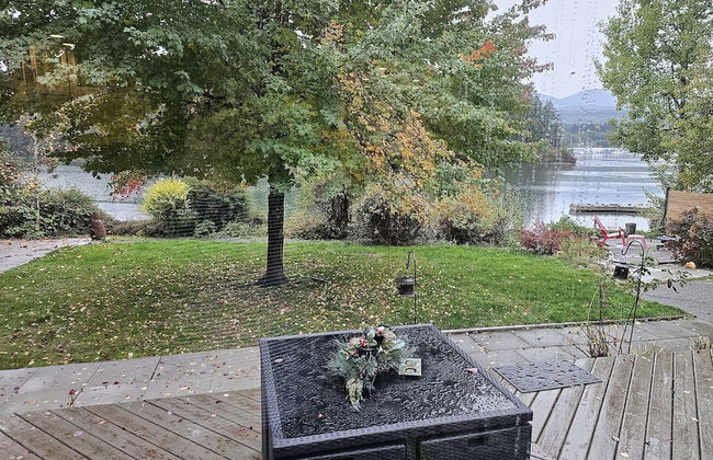 Luxury ocean dock pool villa - Photo 13