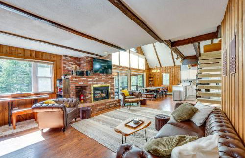 Haverhill Mtn Retreat Hike, Ski, Relax in Hot Tub - Foto 5