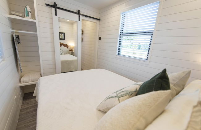 The Woods- Container Tiny House 12 min to Magnolia Baylor Downtown - Foto 14