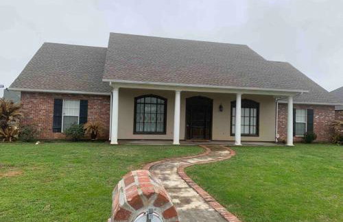 Luxury, modern, homely 4 bedroom house, close to city center, hospitals and shopping centers - Foto 5