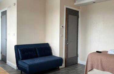 Boutique Apartments - Photo 6