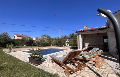 Villa van steen Mirela - Foto 10