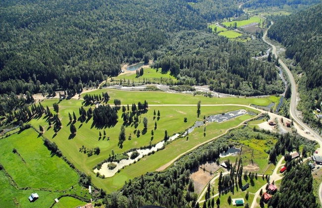 Wells Gray Golf resort and RV park - Foto 1