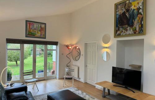 Weybridge garden cottage - Foto 1