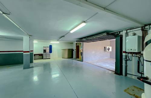 Stylish villa with saltwater pool - Foto 43