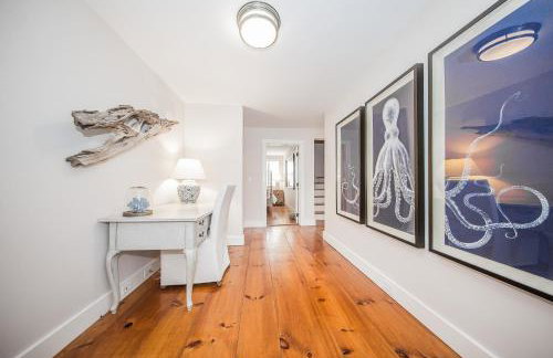 Close to Dtwn Nantucket! Group Getaway with Patio - Foto 19