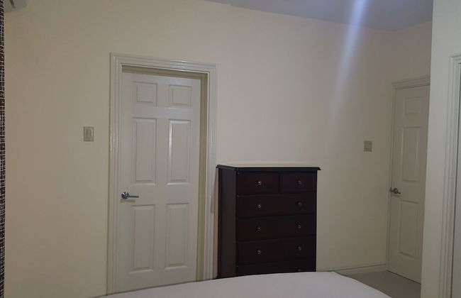 Executive Suites - Palms of Ottawa - Photo 13