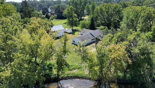 Riverside Retreat - Renovated Home on 15 Acres! - Foto 1