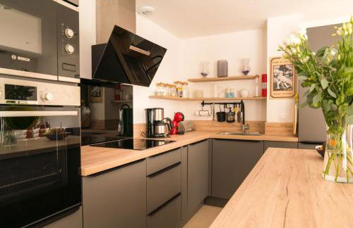 Les Voiles d Azur, Duplex moderne avec vue sur le port et la mer, à 2 minutes des plages - Photo 19