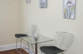 Charming 1 BR Apt 6 miles from Downtown! - Foto 4