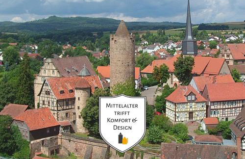 ALTE FÖRSTEREI - Altstadtwohnung mit Stil & Aufzug - in der Hinterburg Schlitz - mit Garten, Parkplatz & E-Ladestation - Hunde willkommen - Fulda, Bad Hersfeld, Alsfeld in 25 km Entfernung - Foto 60