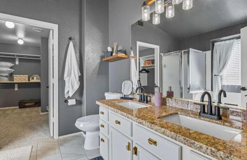 Heated Pool, Hot Tub, Games & more! - Photo 20