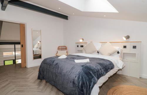 Basswood Barn - Photo 25