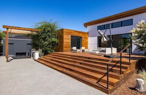 Year-Round Heated Pool - Hot Tub - Fire Pit - Lawn - Foto 22