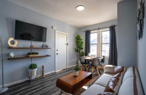 Three BR near MetLife - Pet Friendly with Parking - Foto 3