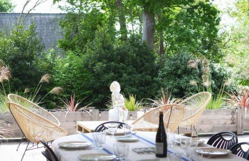 Superbe maison rénovée, 250m de l'océan, 12 pers, terrasse, jardin, proche plage Kerleven et golf - FR-1-481-164 - Foto 6