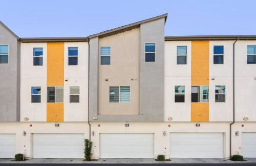 Modern Townhouse Near Disneyland & OC Beaches - Foto 5