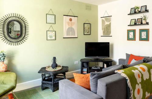 #08 Stylish Solihull Stay Sleeps 4 BHX NEC 10 mins - Free Parking - perfect for contractors and families - Foto 6