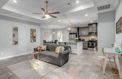 Reduced! Renovated hidden gem. Chef Kitch. Wheelch - Foto 8