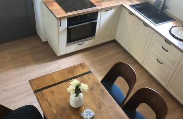 Emmeleia's - Photo 10