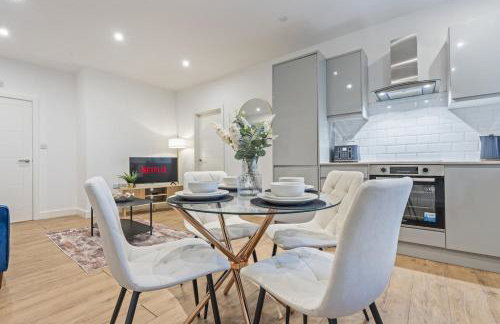 Coulsdon Luxe - Sleeps 3 - Near Station - Foto 12