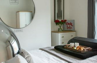 City Nights, TV Bed, Free Parking, Nr Plymouth Hoe - Foto 17